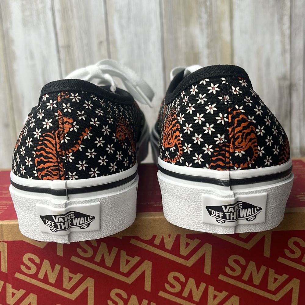 Vans Authentic tiger floral sneaker - Picture 4 of 5